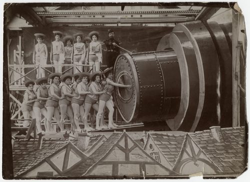 Méliès Trip to the Moon cannon still — Sci-Fi Art